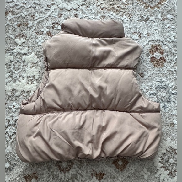 Streetwear Society Tan Puffer Vest - Picture 2 of 5